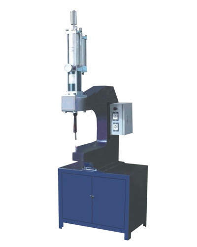 增壓鉚釘機
